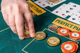 Permainan kartu live dealer di jepang bet dengan interface responsif